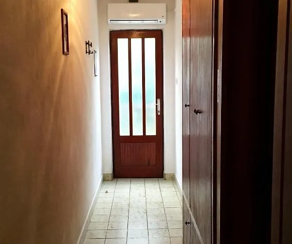 With A Parking Space Stari Grad, Hvar - 8686 Daire *